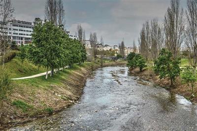 Hard drainage-flood prevention