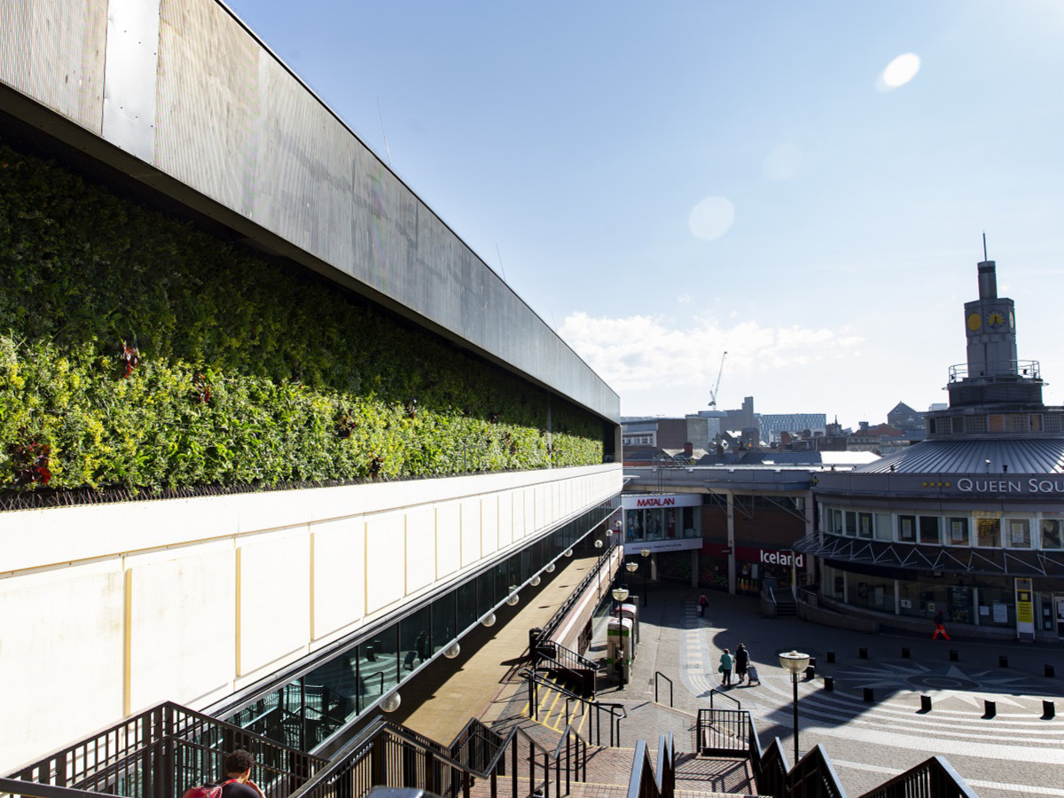 St Johns Liverpool - Green Wall - credit Karl Glenn